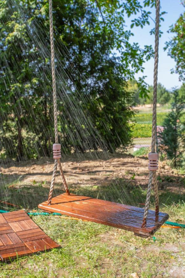 Romanticka Chalupka Na Polosamote Plavecky Peter Ngoại thất bức ảnh